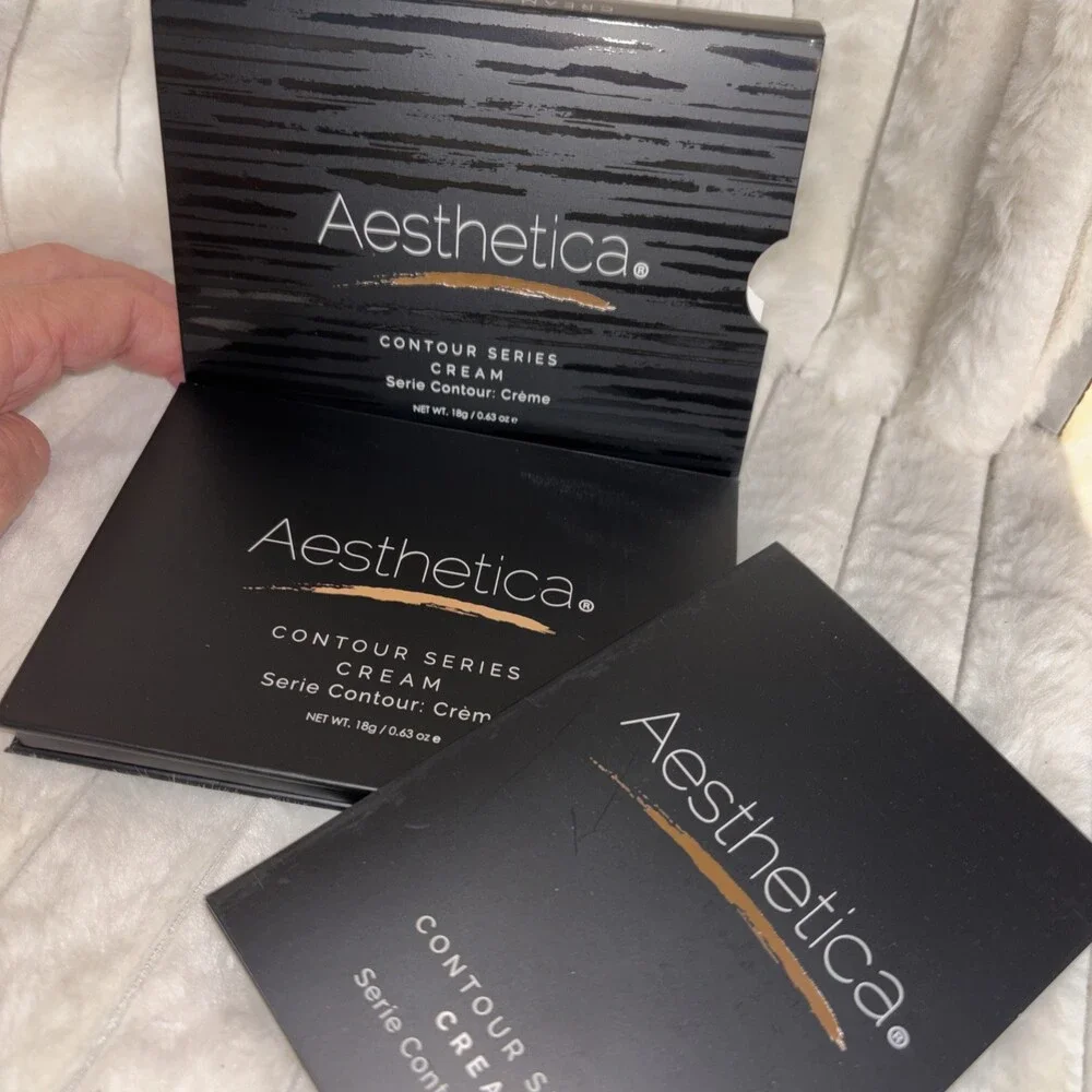 New Aesthetica Cosmetics Contour Series Cream Compact 21236-18gm/.063oz.